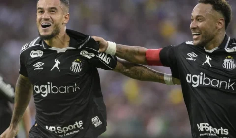 Santos vira com Gabigol e Coutinho no Maracanã e pressiona Flu