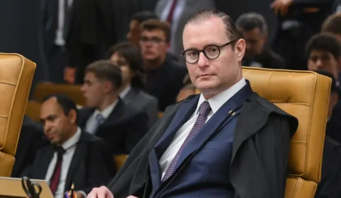 Zanin cobra explicações do TSE sobre suspensão do segundo turno para governador do RJ