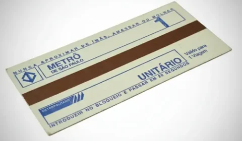 Fim de uma era: bilhete tradicional do Metrô de SP tem data para desaparecer