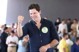 Daniel Vilela é reeleito governador de Goiás no primeiro turno