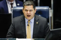 Alcolumbre está ‘determinado’ a votar fim da escala 6×1 antes do 2º turno, diz ministro