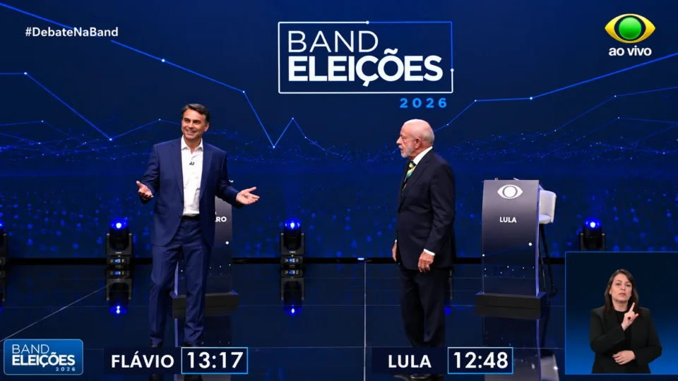 Lula e Flávio voltam a se enfrentar no 2º bloco do debate da Band