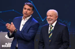 Lula e Flávio trocam acusações, expõem famílias e protagonizam debate tenso na Band