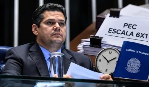 Governo não apresentou pedido para acelerar PEC da escala 6×1, diz Alcolumbre