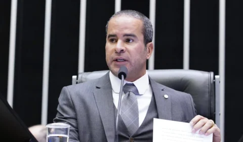 Fred Linhares e Rodrigo Rollemberg ficam fora da Câmara após eleição no DF
