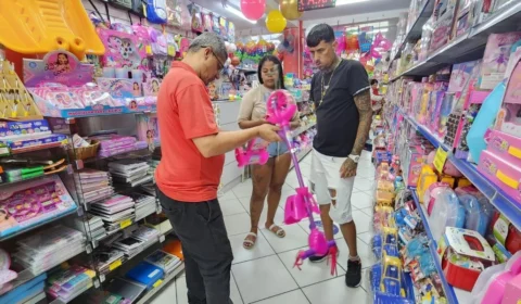 Consumidor reduz valor do presente no Dia das Crianças em Minas