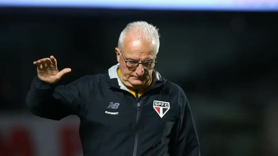 São Paulo afunda em crise, se aproxima do Z-4 e aumenta pressão sobre Dorival Júnior