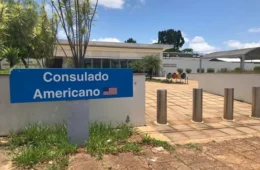 EUA suspendem serviços consulares no Brasil e PMDF reforça segurança em Brasília