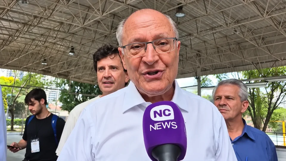 Alckmin vota em São Paulo e diz ao NC News: “É o povo que fala através do voto”