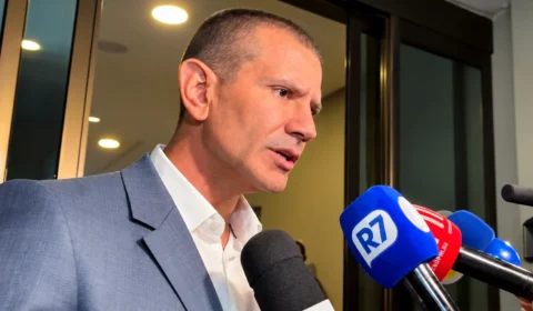 Ruas aposta em decisão favorável na Justiça para encerrar disputa pelo governo do Rio