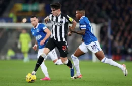 Everton x Newcastle: onde assistir, horário e escalações pela Copa da Liga Inglesa