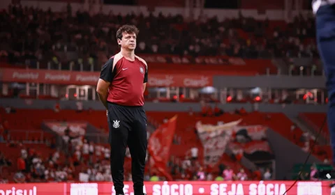 Fernando Diniz acumula mais derrotas que vitórias no Brasileirão; veja os números