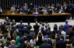 CCJ do Senado aprova PEC da Segurança Pública, que segue para o plenário