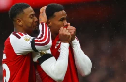 Fleetwood x Arsenal: onde assistir, horário e escalações do duelo pela Copa da Liga