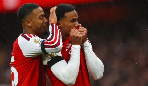 Fleetwood x Arsenal: onde assistir, horário e escalações do duelo pela Copa da Liga