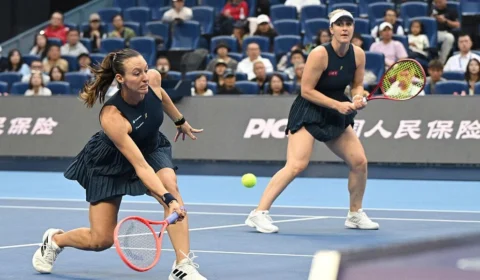 Luísa Stefani e Gabriela Dabrowski viram na semifinal e vão à final em Tóquio