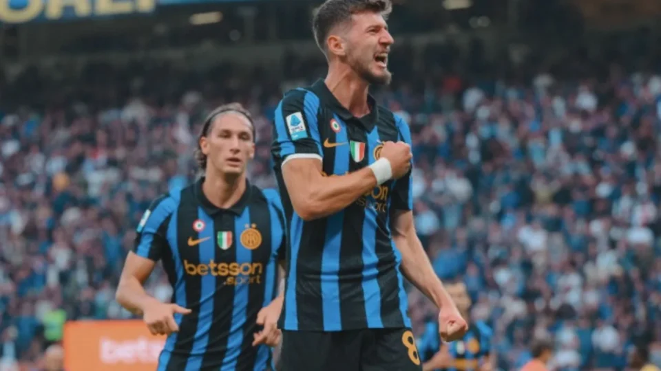 Inter de Milão vence Parma FC por 3 a 0 e lidera o Italiano
