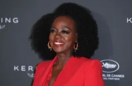 Viola Davis celebra vitória de Lula e diz que os EUA estão aprendendo com o Brasil