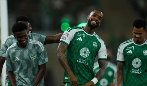 Ivan Toney desfalca Al-Ahli após audiência por agressão na Inglaterra; veja escalação