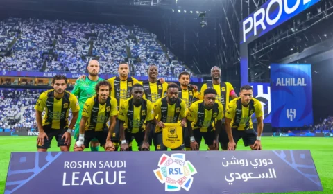 Al Ittihad aposta em Wijnaldum e nove estrangeiros para buscar primeira vitória na Champions Asiática