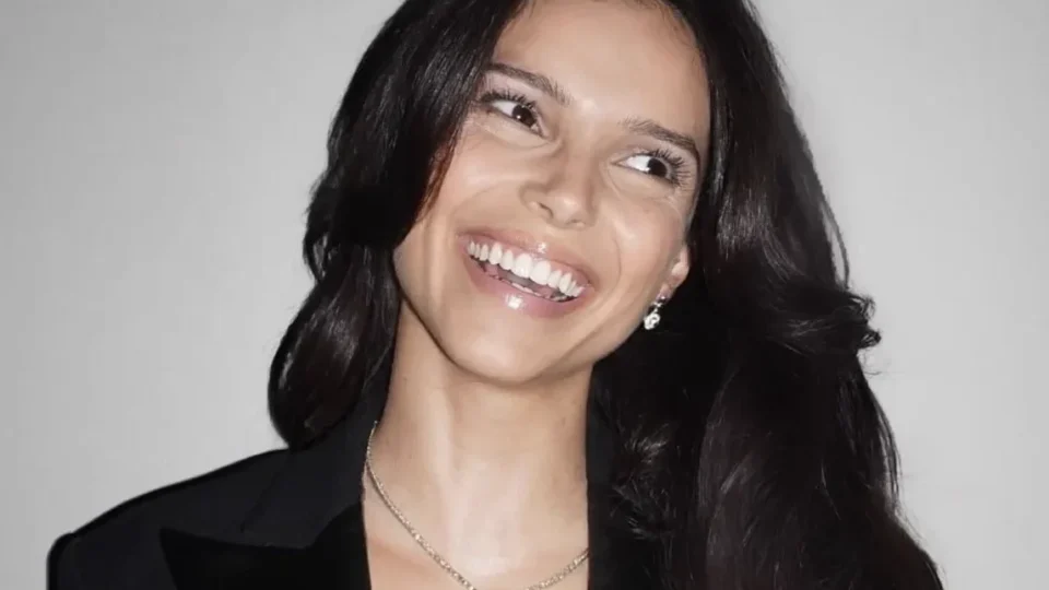 Inde Navarrette: conheça o estilo da estrela de Obsessão