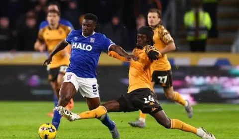 Hull City e Ipswich empatam em 1 a 1 em confronto direto pela Premier League