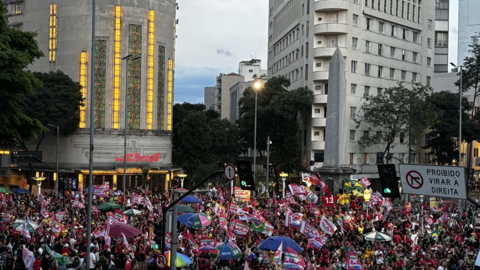 Belo Horizonte tem ato em apoio à candidatura de Lula