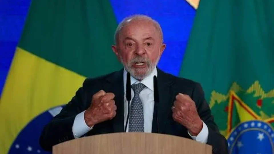 Lula sanciona lei que amplia teto do MEI e prevê perdão de dívidas
