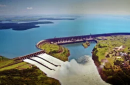 Plano de Trump para usar energia de Itaipu em IA pode reduzir oferta ao Brasil