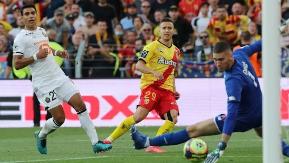 Lille x Lens: clássico vale disputa pelas primeiras posições da Ligue 1; veja horário