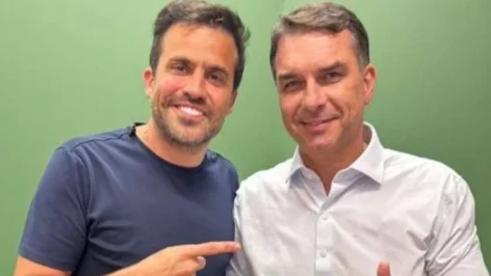 PT pede cassação da chapa de Flávio Bolsonaro por supostas fake news divulgadas por Pablo Marçal