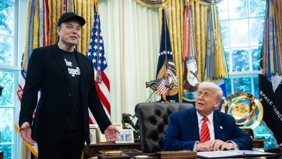 Elon Musk põe restrições militares na Ucrânia na “conta de Trump”