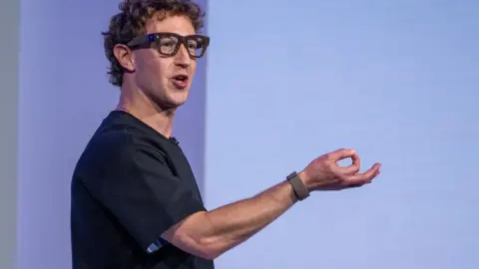Parlamentares dos EUA pressionam Zuckerberg por suspeita de favorecimento a Flávio Bolsonaro pela Meta