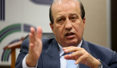 Brasil pode ficar sem dinheiro para pagar aposentadorias? Ministro do TCU faz alerta sobre contas públicas