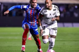 Leitura labial app revela xingamentos de Neymar a Nestor no jogo