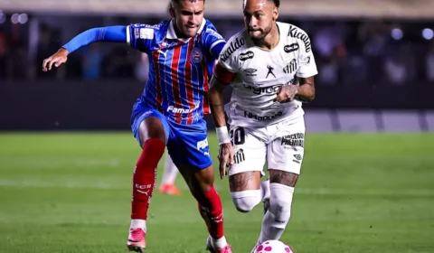 Leitura labial app revela xingamentos de Neymar a Nestor no jogo