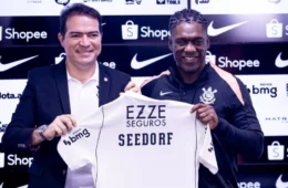 Seedorf chega a um Corinthians em crise e terá de fazer mais do que mudanças táticas para evitar a Série B