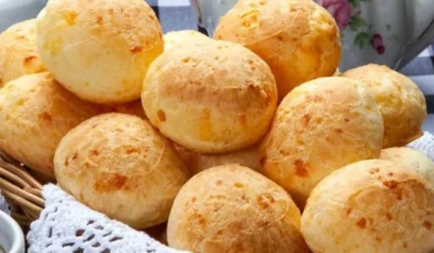 Azul vai servir 48 mil pães de queijo por mês em voos internacionais