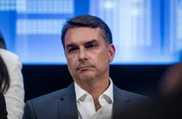 Que horas é a sabatina do Flávio Bolsonaro na Globo? Veja horário e onde assistir