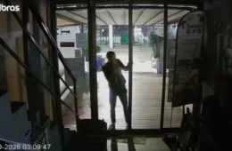 Criminoso invade seis lojas em uma única madrugada no Recreio e assusta comerciantes