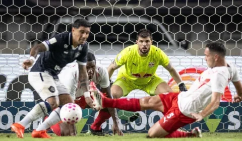 Remo empata com Bragantino no Mangueirão e chega a 11 jogos sem vencer no Brasileirão