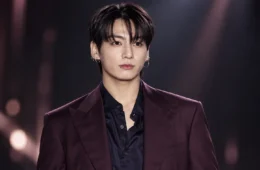 Jungkook joga pedra, papel e tesoura com fã durante passagem de som do BTS em SP