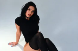 Megan Fox entra em plataforma de conteúdo adulto e derruba site com procura de fãs