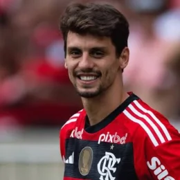 Rodrigo Caio recusa propostas e revela desejo de voltar ao Flamengo: “Não acabou”