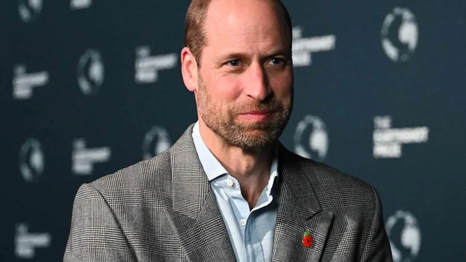 Realeza de farda? Príncipe William diz qual profissão escolheria se não fosse da realeza