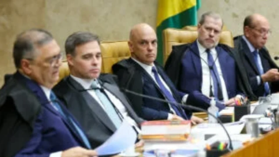 Aposentadoria de pessoas com doenças graves: STF mantém cobrança previdenciária maior