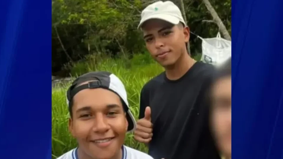 Dois soldados do Exército, de 19 anos, morrem em acidente na BR-163