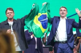 Tarcísio mobiliza prefeitos de SP para reforçar campanha de Flávio Bolsonaro na reta final do segundo turno