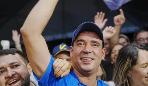 Vicentinho Júnior anuncia equipe de comunicação e acelera transição no Tocantins