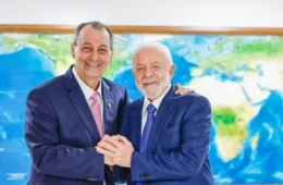 Lula liga para Omar Aziz após vitória e marca reunião em Brasília